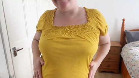 Shy Step Mom posing and stripping in tight shorts and tight yellow Shirt