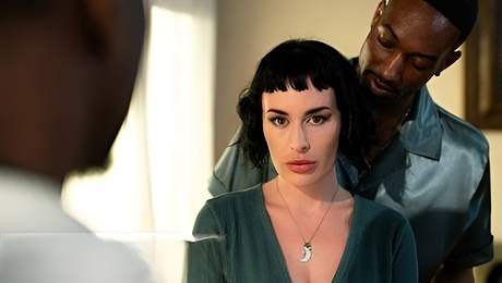 Isiah and Olive's cumshot sex